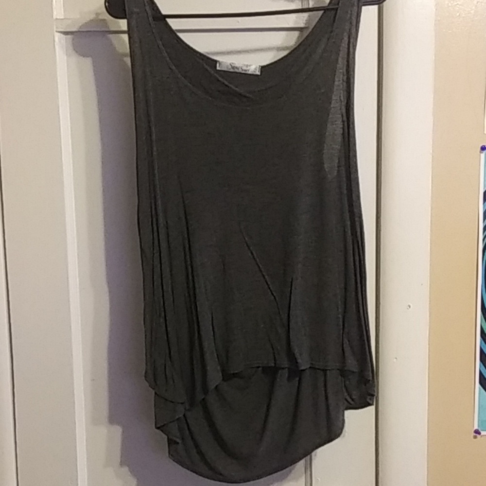 Gray tank